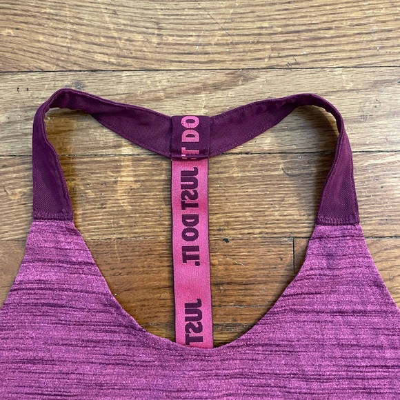 Nike Women’s Tank Tops - Picture 9 of 9